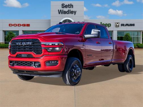 2026 RAM 3500 Laramie Crew Cab 4x4 8' Box