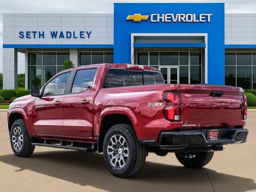 Radiant Red Tintcoat 2026 Chevrolet Colorado Z71