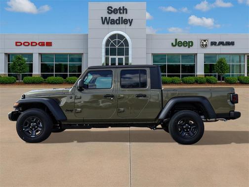 2026 Jeep Gladiator Sport