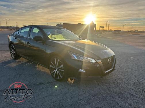 2020 Nissan Altima SR FWD