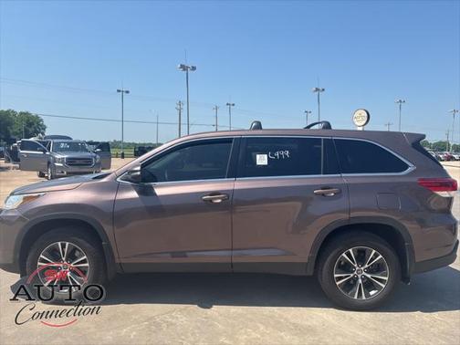 2019 Toyota Highlander LE Plus