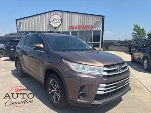 2019 Toyota Highlander LE Plus