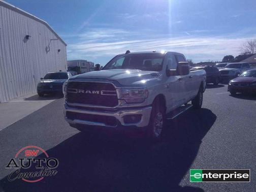 2024 RAM 3500 Big Horn Crew Cab 4x4 8' Box