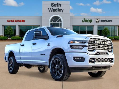 2025 RAM 2500 Big Horn Crew Cab 4x4 6'4' Box