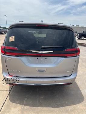2021 Chrysler Pacifica Touring AWD