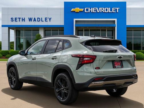 Cacti Green 2026 Chevrolet Trax FWD ACTIV