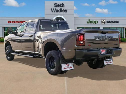2026 RAM 3500 Tradesman Crew Cab 4x4 8' Box