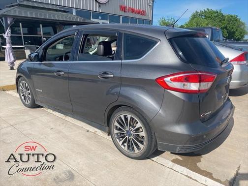 2017 Ford C-Max Hybrid Titanium