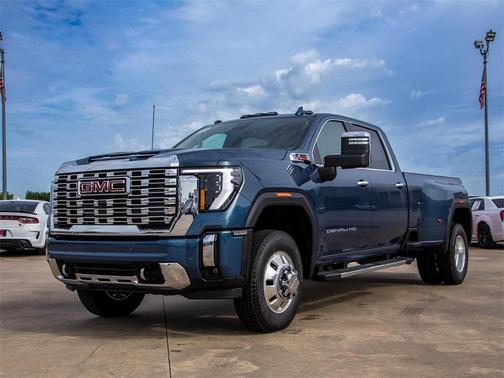 2025 GMC Sierra 3500 Denali