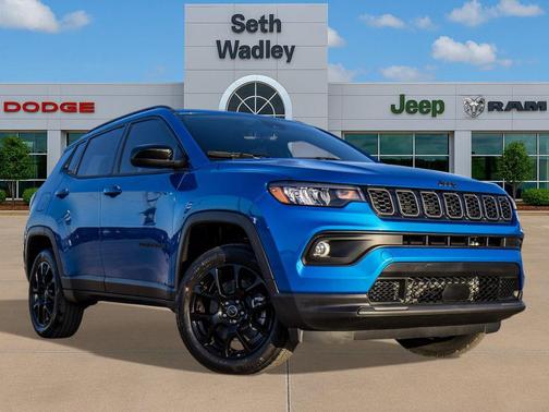 Hydro Blue Pearlcoat 2026 Jeep Compass Latitude
