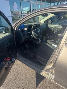 2016 Nissan Versa 1.6 S+