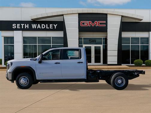 2026 GMC Sierra 3500 Base
