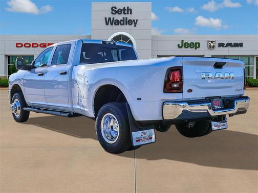 2026 RAM 3500 Tradesman Crew Cab 4x4 8' Box