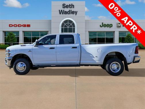 2026 RAM 3500 Tradesman Crew Cab 4x4 8' Box