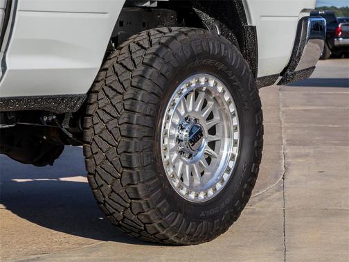 2025 RAM 2500 Tradesman Crew Cab 4x4 6'4' Box