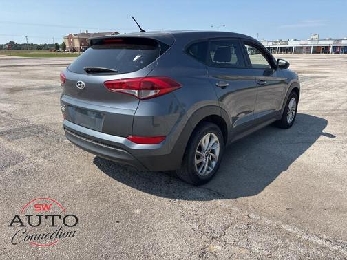 2018 Hyundai TUCSON SE