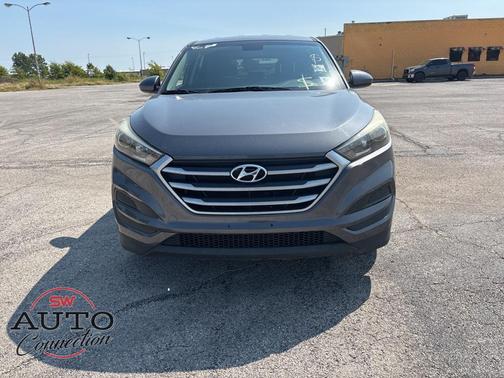 2018 Hyundai TUCSON SE