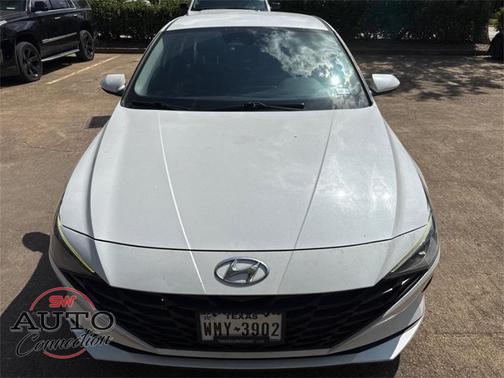 2021 Hyundai ELANTRA SE
