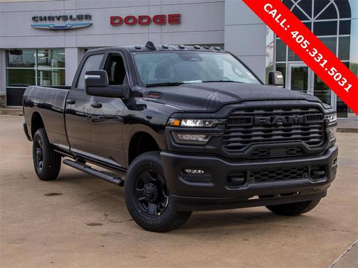 2025 RAM 3500 Tradesman Crew Cab 4x4 8' Box