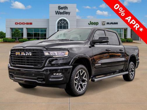Diamond Black Crystal Pearlcoat 2026 RAM 1500 Laramie