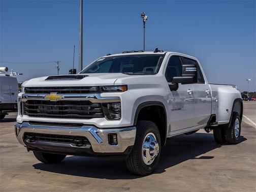 2026 Chevrolet Silverado 3500 LT