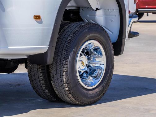 2026 Chevrolet Silverado 3500 LT