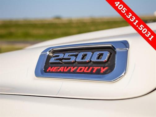 2025 RAM 2500 Tradesman Crew Cab 4x4 6'4' Box