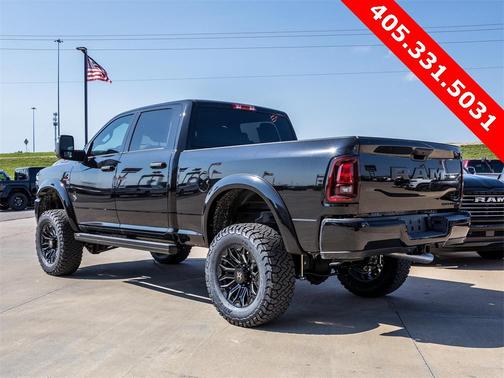2025 RAM 2500 Big Horn Crew Cab 4x4 6'4' Box