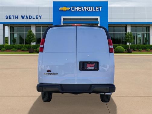 2025 Chevrolet Express 2500 RWD 2500 Regular Wheelbase WT