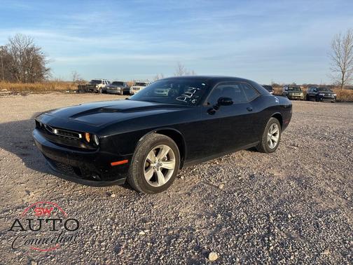 2021 Dodge Challenger SXT