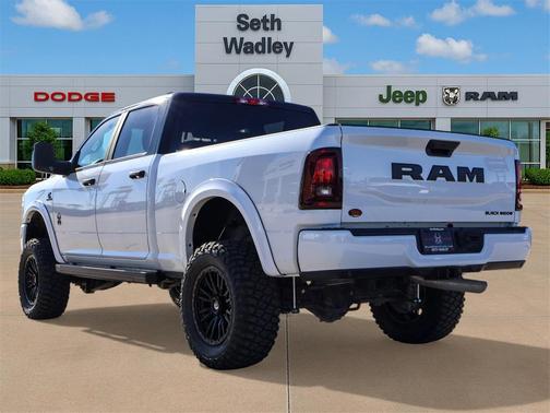2025 RAM 2500 Big Horn Crew Cab 4x4 6'4' Box