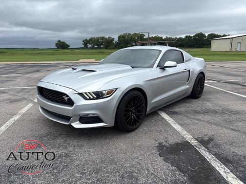2016 Ford Mustang V6