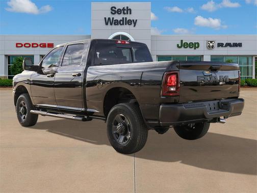 2026 RAM 2500 Tradesman Crew Cab 4x4 6'4' Box