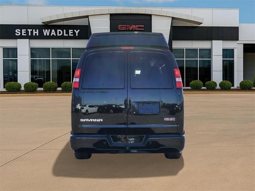 2025 GMC Savana 2500 Work Van