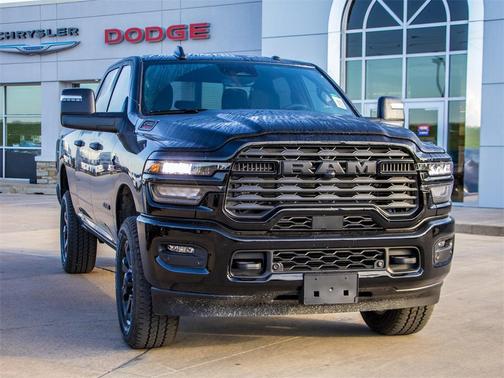 2025 RAM 2500 Big Horn Crew Cab 4x4 6'4' Box