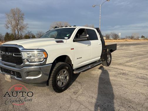2021 RAM 2500 Big Horn Crew Cab 4x4 6'4' Box