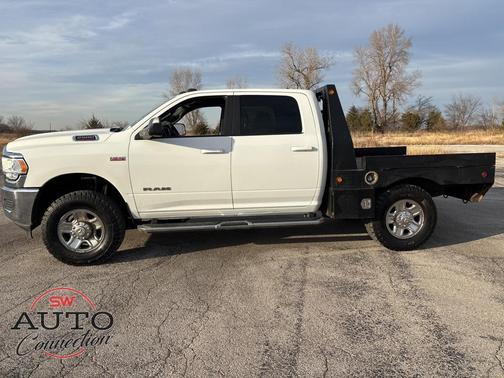 2021 RAM 2500 Big Horn Crew Cab 4x4 6'4' Box