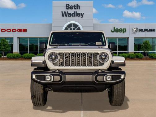 2026 Jeep Wrangler 4-Door Sahara 4x4