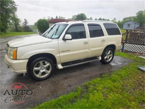 2002 Cadillac Escalade Base