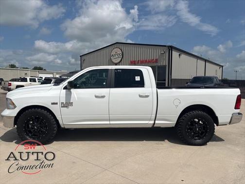 2020 RAM 1500 Classic SLT