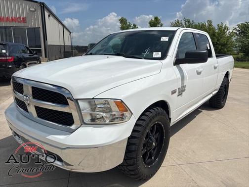 2020 RAM 1500 Classic SLT