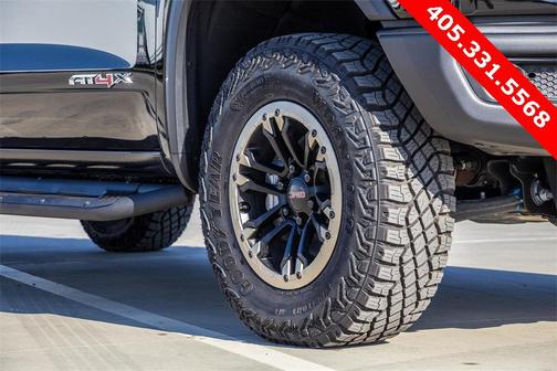 2025 GMC Sierra 1500 AT4X