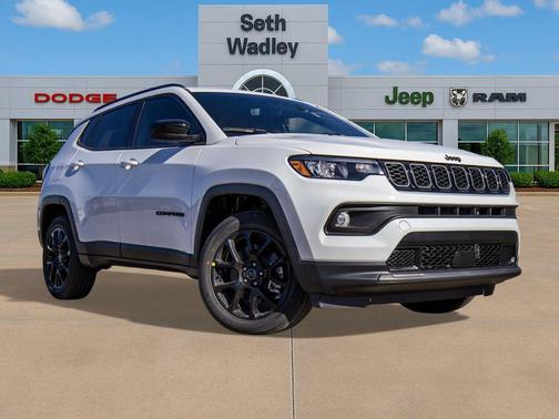 Bright White Clearcoat 2026 Jeep Compass Latitude