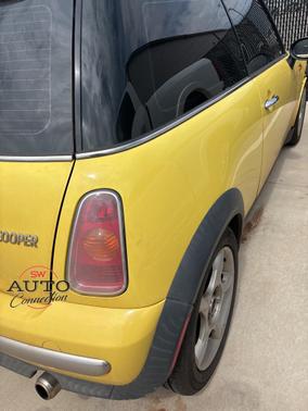 2004 MINI Cooper S Base