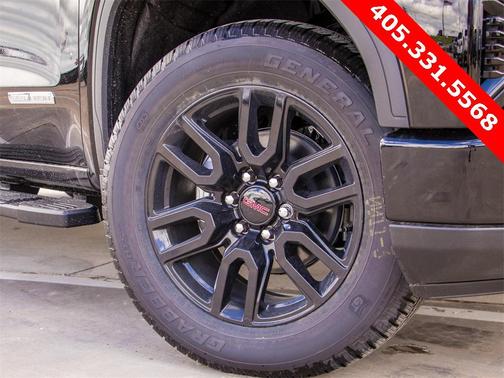 2025 GMC Sierra 1500 Elevation