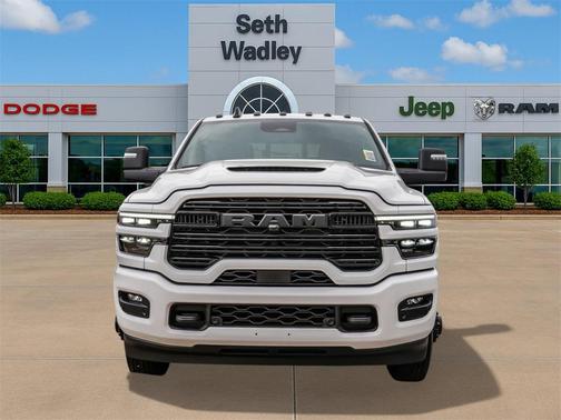 2026 RAM 3500 Laramie Crew Cab 4x4 8' Box