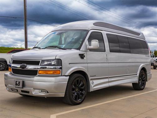 2025 Chevrolet Express 2500 RWD 2500 Extended Wheelbase WT