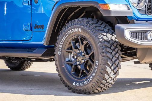 2025 Jeep Gladiator Sport