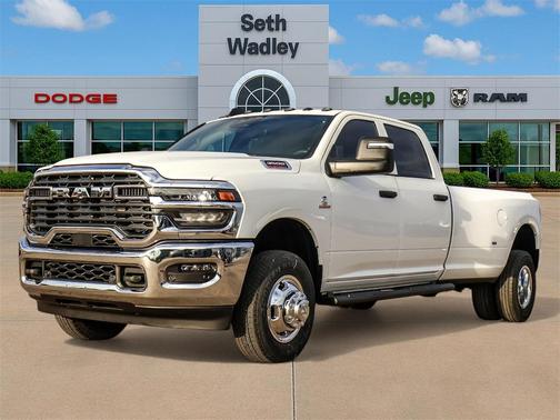 2026 RAM 3500 Tradesman Crew Cab 4x4 8' Box