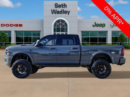 Ceramic Gray Clearcoat 2026 RAM 2500 Big Horn Crew Cab 4x4 6'4' Box
